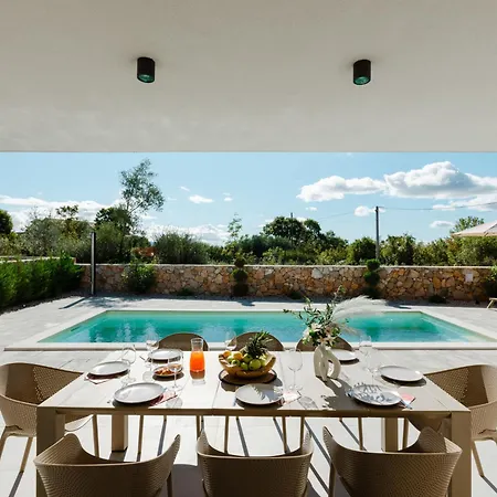 Divine By Interhome *